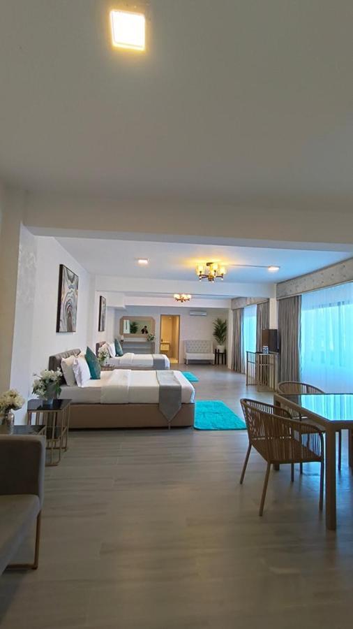 Casa La Silvinas Hotel & Event Resort Tagaytay City ภายนอก รูปภาพ