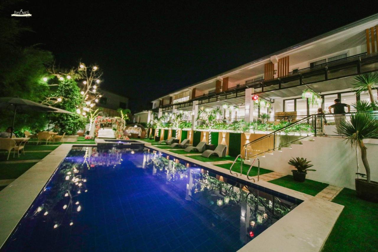 Casa La Silvinas Hotel & Event Resort Tagaytay City ภายนอก รูปภาพ
